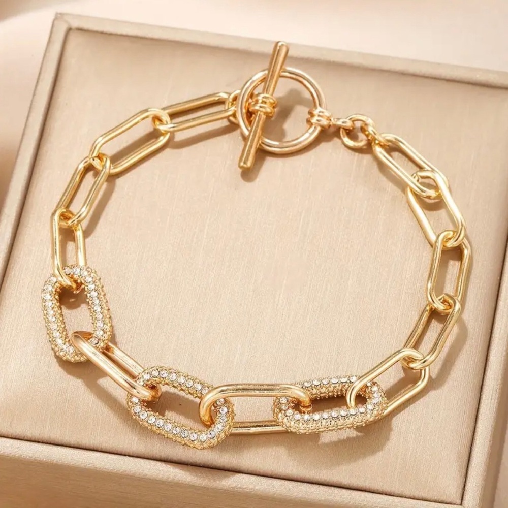 Golden 18Kt Gold PlatedElliptical Rhinestone Bracelet